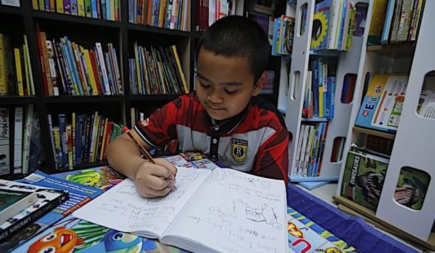 Penulis Pada Usia 12 Tahun!