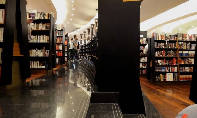 COVID-19: Kedai Buku Giat Niaga Secara Online