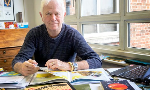 Kerana Covid-19, Buku Panduan Membasuh Tangan Jadi Laris!