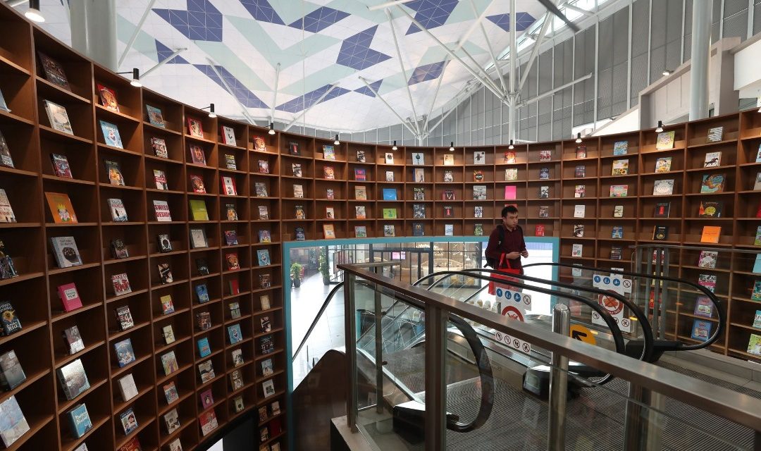 Jual dalam talian, elak kedai buku ‘mati berdarah’